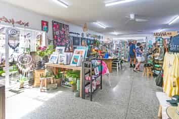 ‘STAR GALLERY’  -  BUSINESS