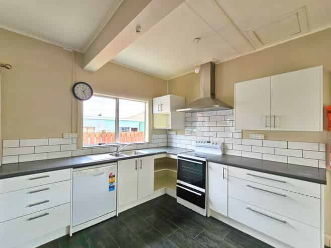 59 Hutcheson Street, Mayfield