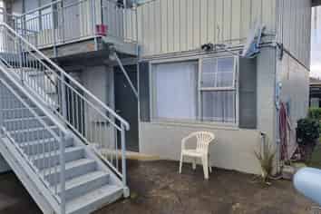 4/10 Eason Street, Victoria