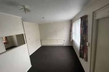 4/10 Eason Street, Victoria