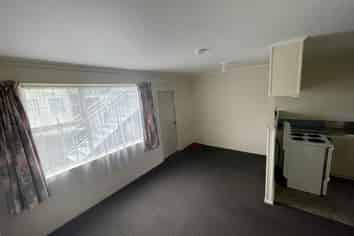 4/10 Eason Street, Victoria