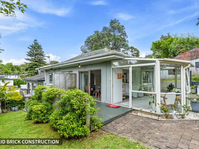 2/43 Seaton Road, Murrays Bay