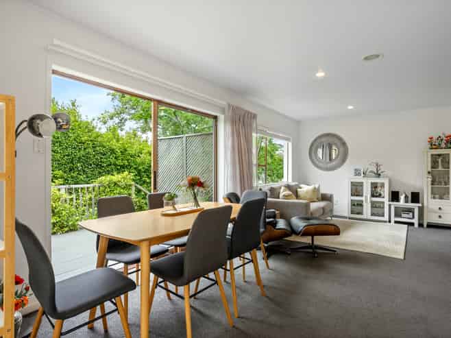 2/43 Seaton Road, Murrays Bay