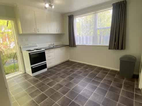 2/97 (Front) Clouston Park Rd, Upper Hutt