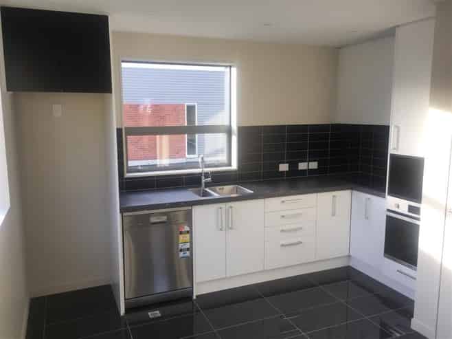 19/31 Princess Terrace, Newtown