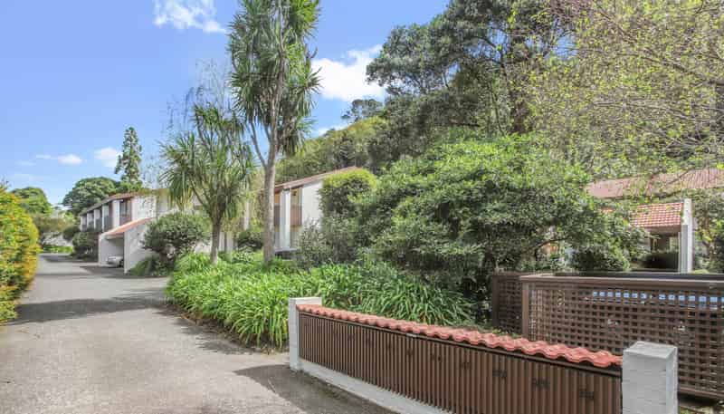 2/123 Owens Road, Epsom