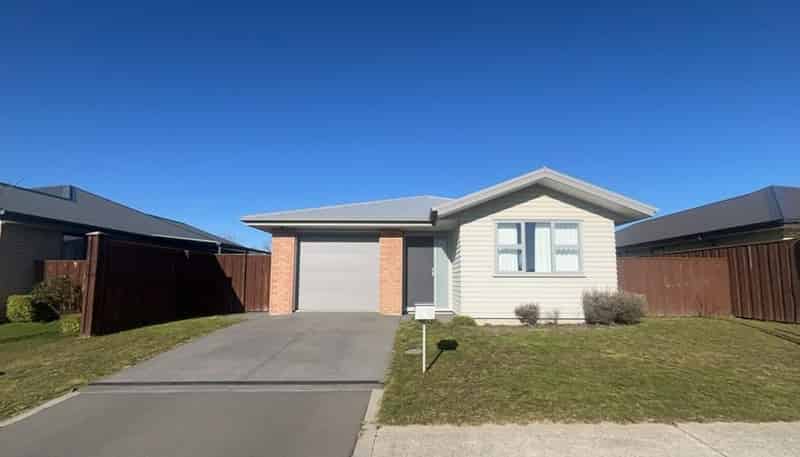 16 Clanfield Way , Rolleston