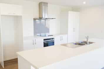 16 Clanfield Way , Rolleston