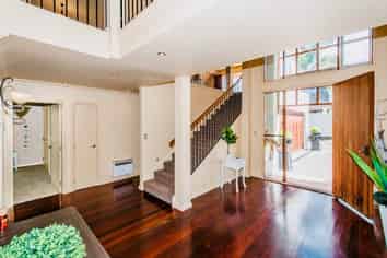 7a Cliff Road, Torbay