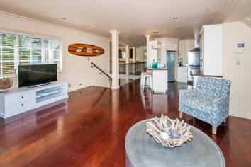 7a Cliff Road, Torbay