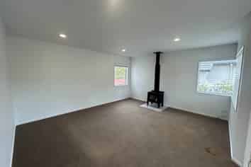 11 Mably Court, Stanmore Bay