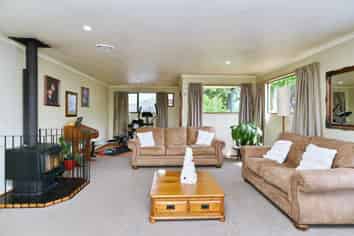 4 Stopforth Street, Woodend