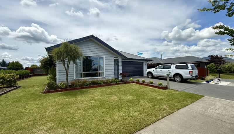 16 Huka Heights Drive, Rangatira Park