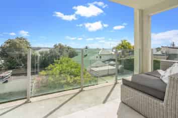 10/3 Hamilton Road, Herne Bay