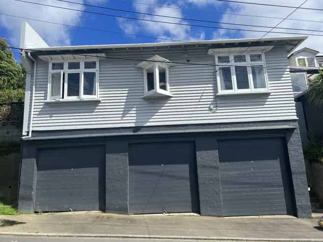 24 Myrtle Crescent , Mount Cook