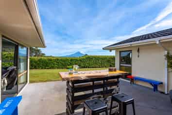 2062 South Road, Otakeho