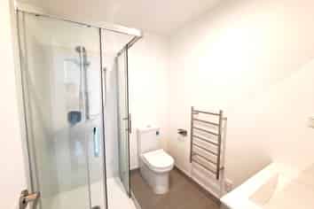 B/13 Colin Chester Drive, Silverdale