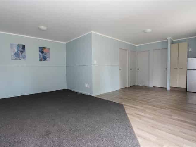 2/55 York Street, Hamilton East