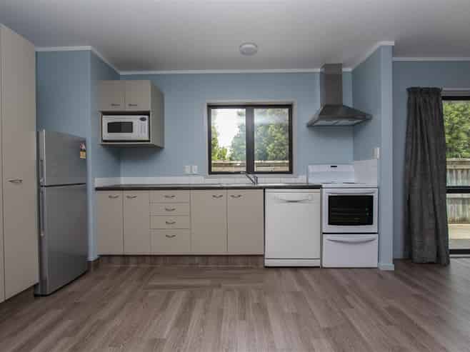 2/55 York Street, Hamilton East