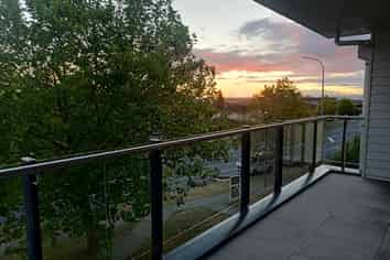 3/130 Stancombe Road, Flat Bush