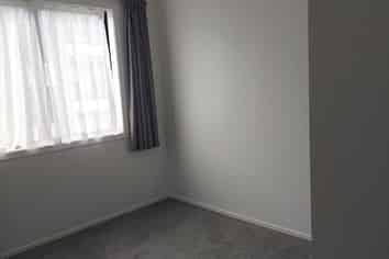 3/130 Stancombe Road, Flat Bush