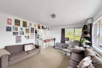 1/138  Richardson Rd, Mount Albert