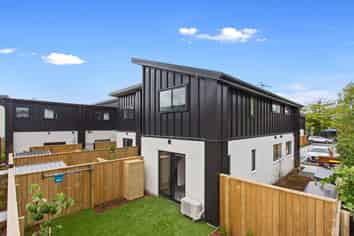 1/131 Merivale Lane, Merivale