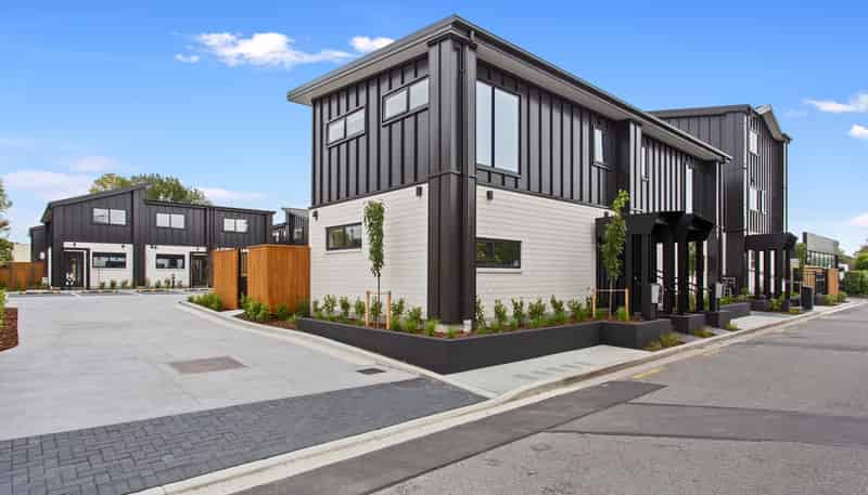 1/131 Merivale Lane, Merivale