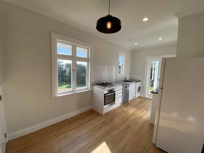 7a Freyberg Street, Lyall Bay