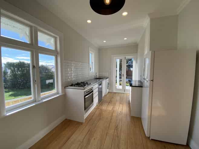 7a Freyberg Street, Lyall Bay