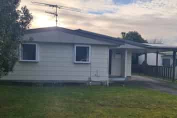 7 Dunsandel Grove, Silverstream