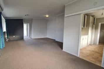 7 Dunsandel Grove, Silverstream