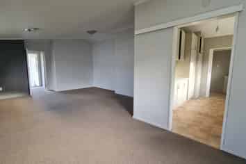 7 Dunsandel Grove, Silverstream