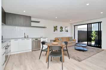 1/197 Innes Road, Saint Albans
