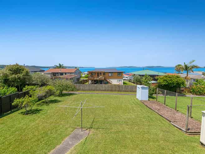 8 Kotuku Place, Snells Beach
