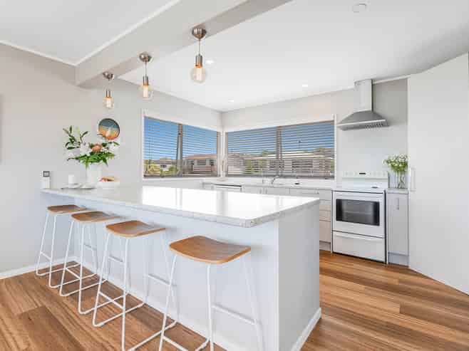 8 Kotuku Place, Snells Beach