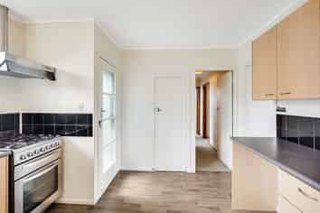 1/63 Te Aroha Street, Hamilton East