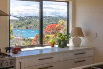 21 Tiri Road, Oneroa