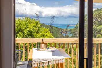 21 Tiri Road, Oneroa