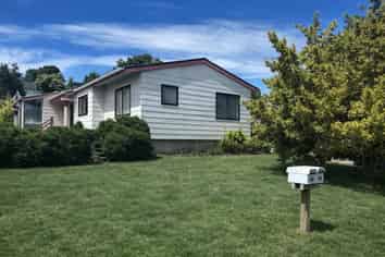 76 Treadwell Street, Springvale