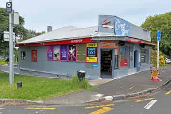 RETAIL SHOPS FOR LEASE
