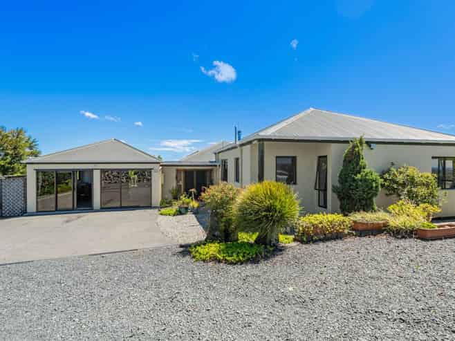 19 McAdam Road, Waipu