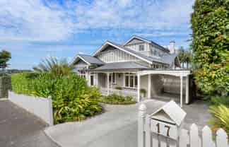 17 Bank Street, Mount Eden