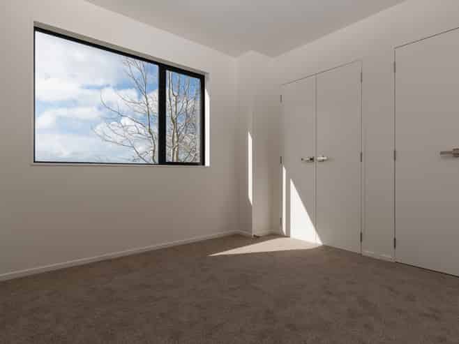 30/241 Don Buck Road, Massey