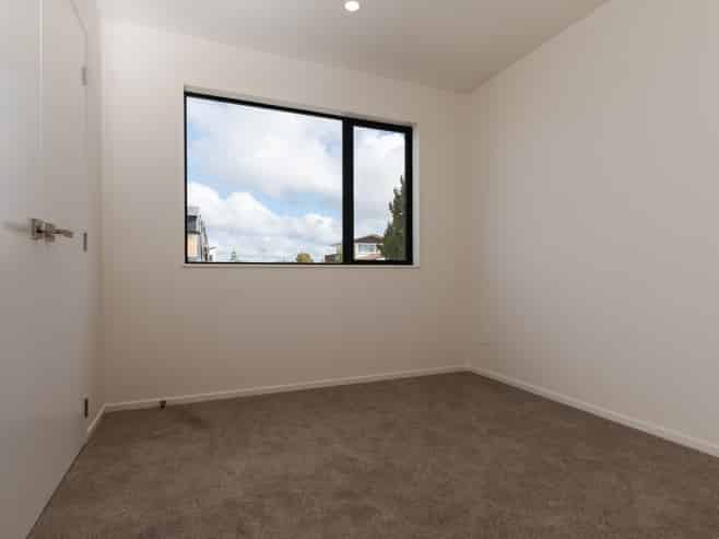 30/241 Don Buck Road, Massey