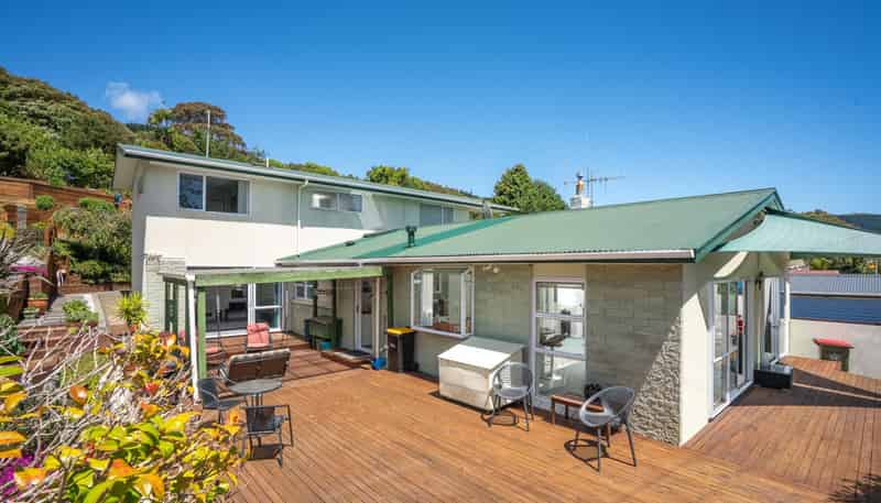 8 Boscobel Lane, Tawa