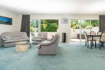 8 Boscobel Lane, Tawa