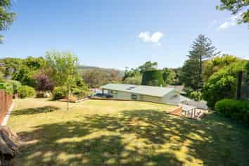 8 Boscobel Lane, Tawa