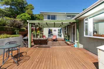 8 Boscobel Lane, Tawa