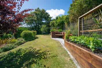 8 Boscobel Lane, Tawa